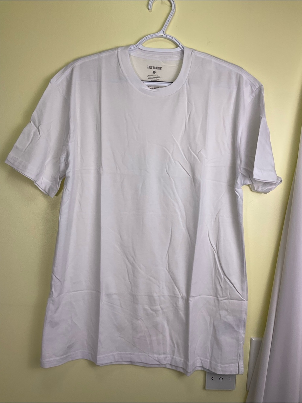True Classic Men's White Short-Sleeve Crewneck T-Shirt